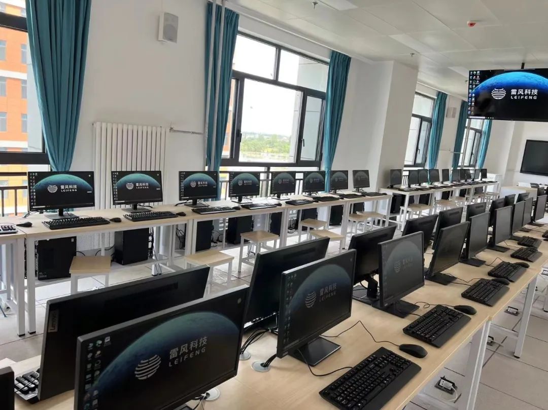 061672973326770496.jpg 061672973326770496.jpg